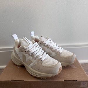 Veja Sneakers